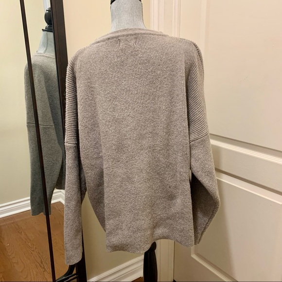Oversized womens sweater [size medium, rabbit hair blend, neutral, winter, wool] - Picture 4 of 6